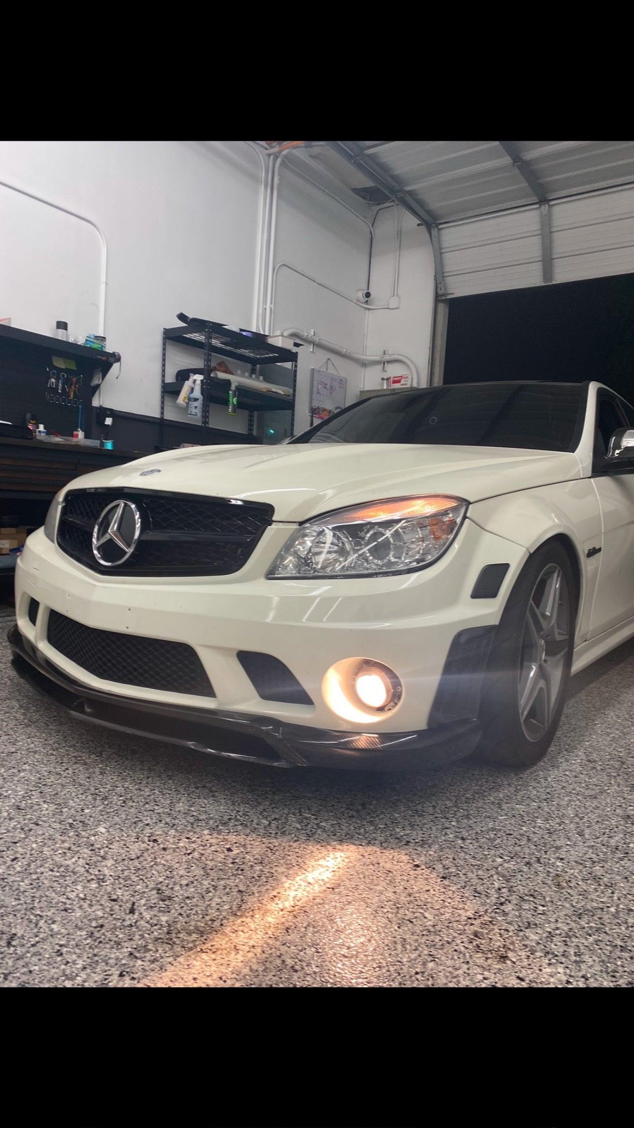 2008-2011 MERCEDES C63 VTZ STYLE CARBON FIBER FRONT LIP