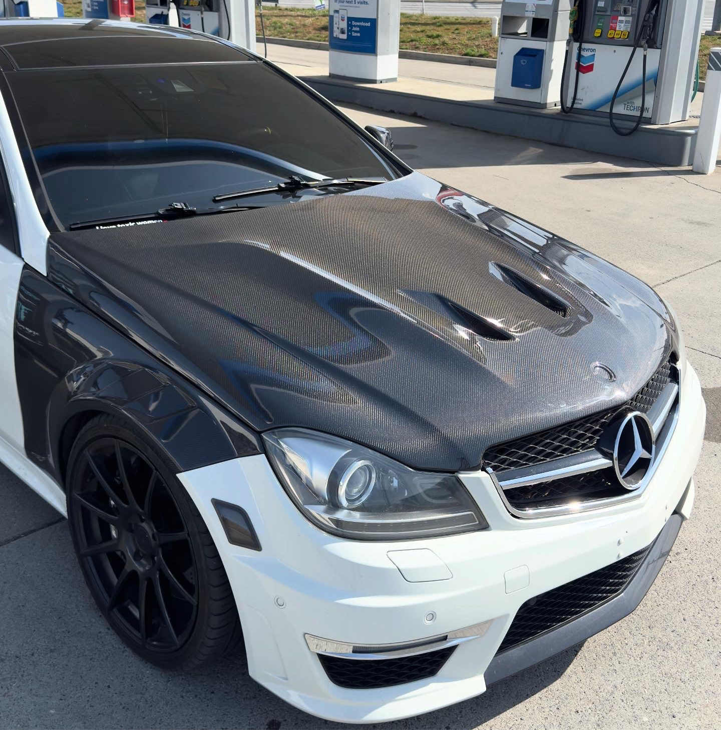 2008-2015 MERCEDES W204 CARBON FIBER FENDERS
