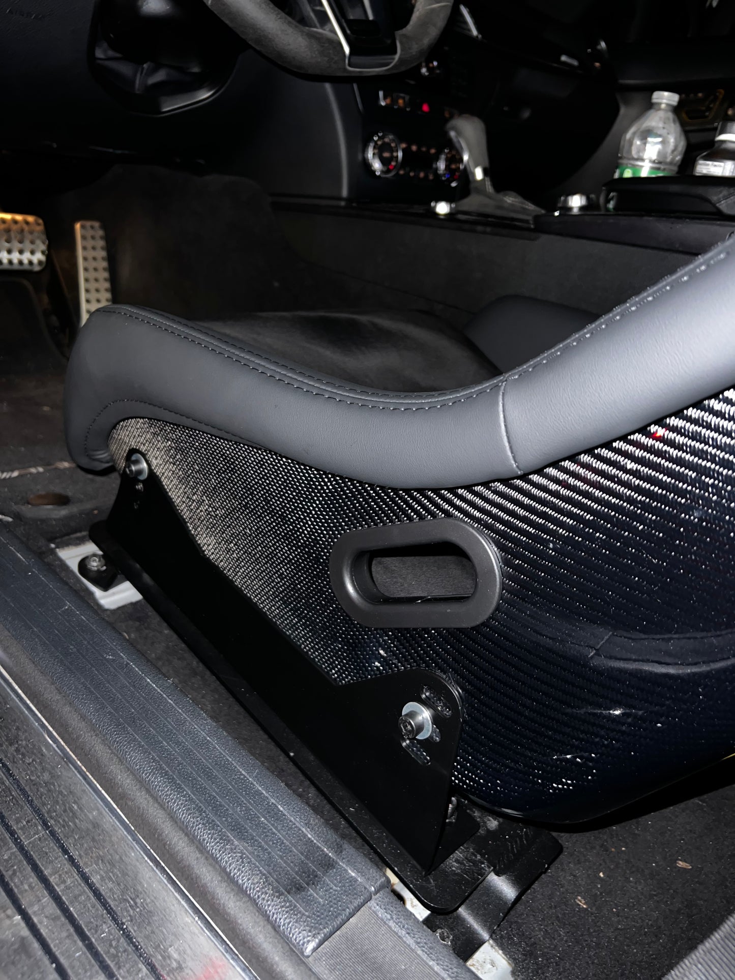 MERCEDES AMG LIGHTWEIGHT CARBON BUCKET SEATS (PAIR)