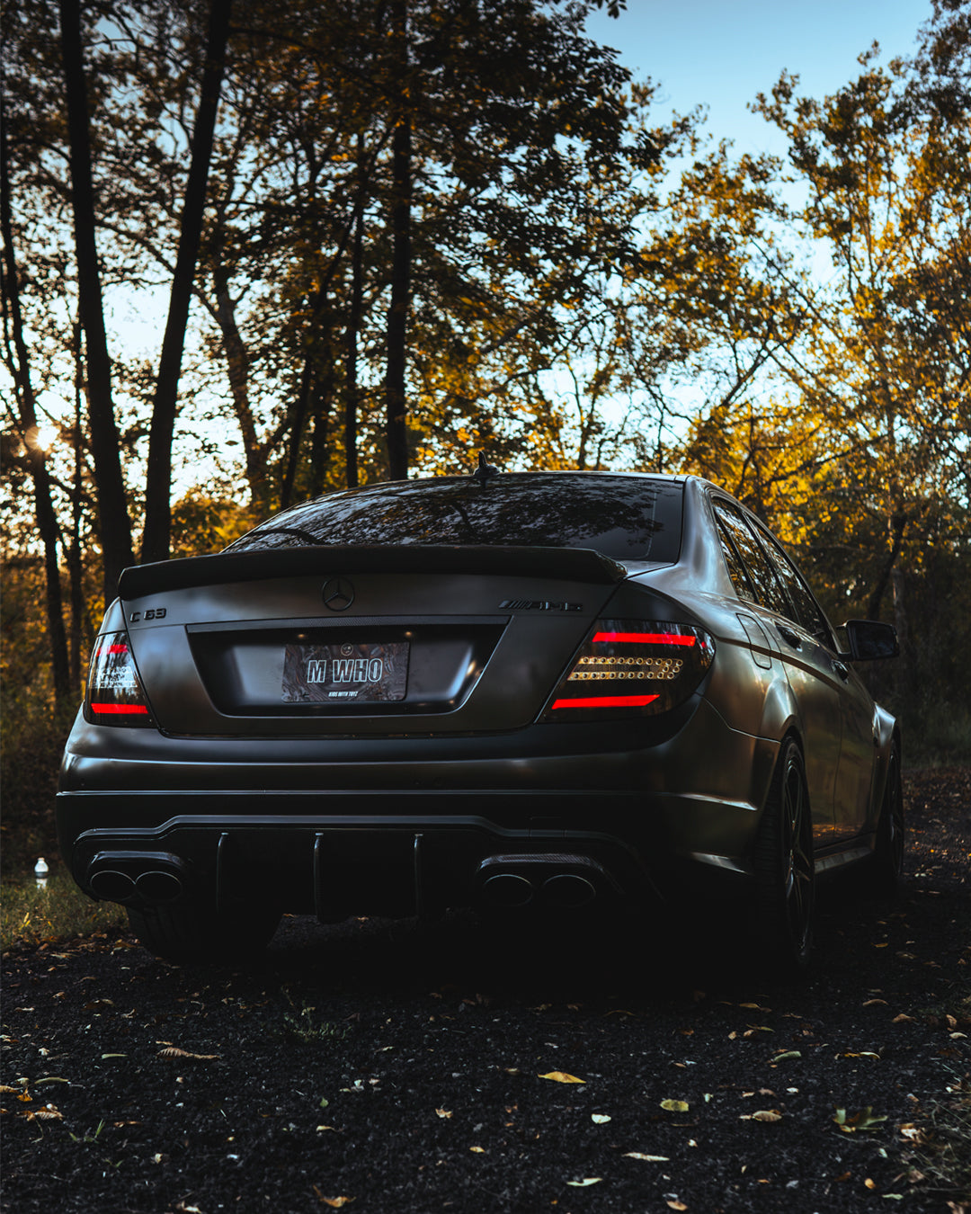 MERCEDES C-CLASS BIG FIN CARBON FIBER DIFFUSER