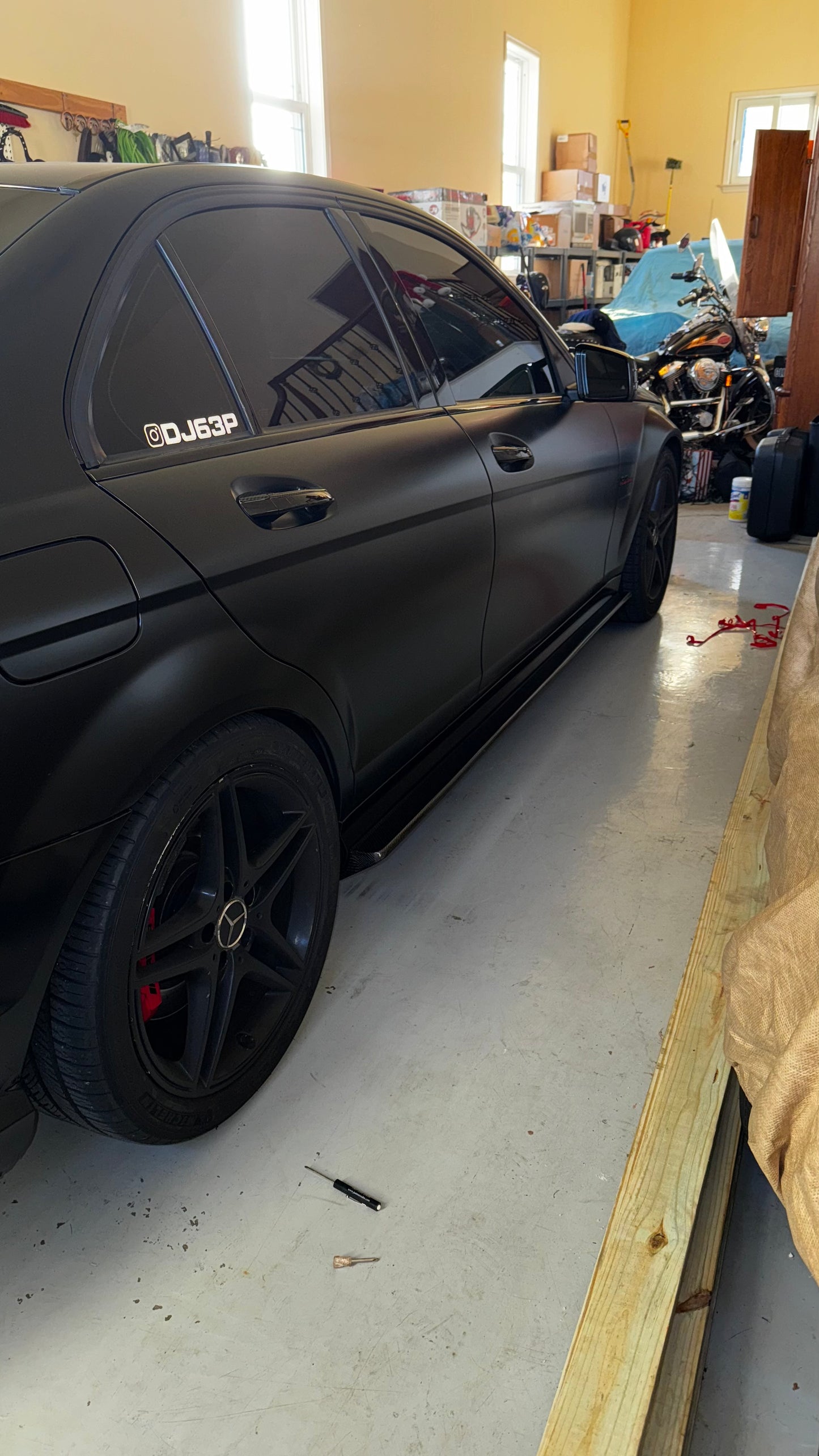 2008-2015 C63 CARBON FIBER SIDE SKIRTS