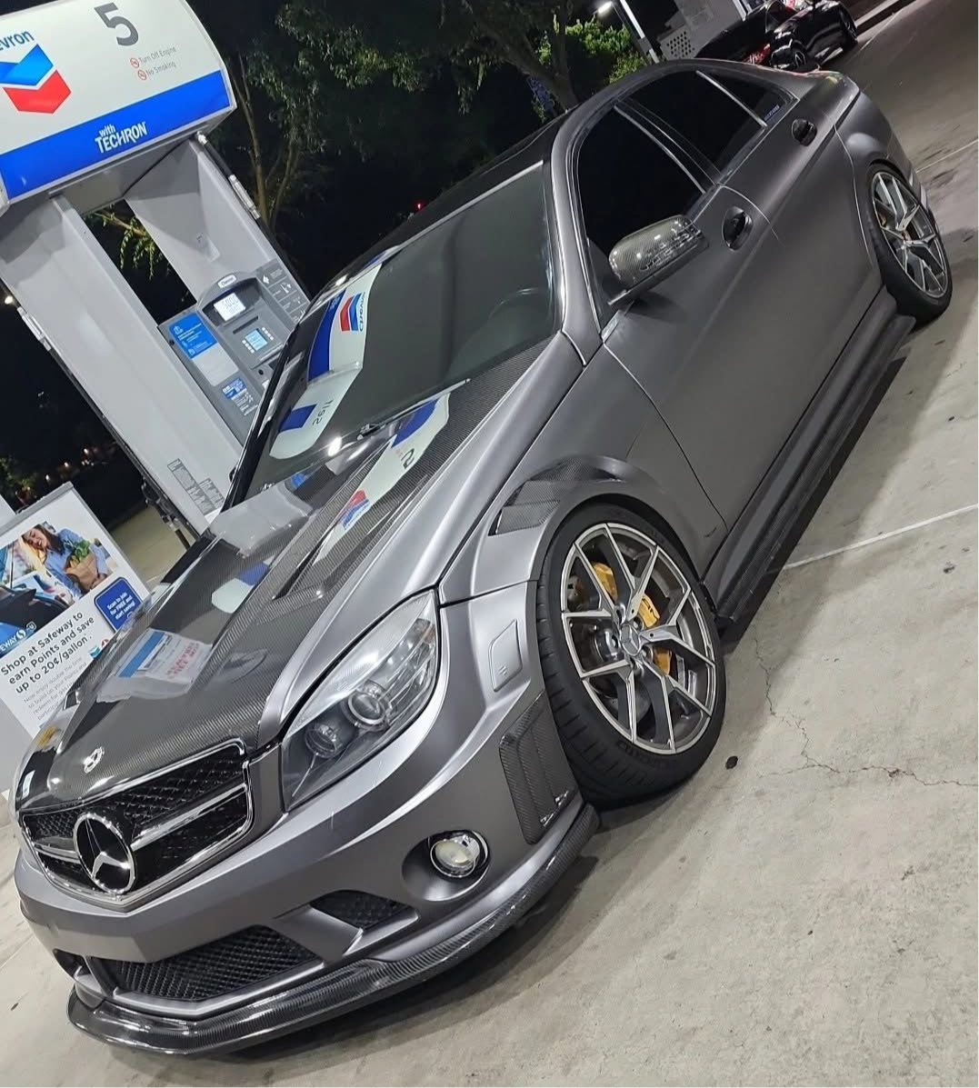 2008-2015 MERCEDES W204 CARBON FIBER FENDERS