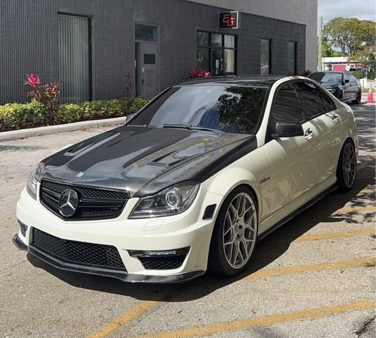 2008-2015 MERCEDES W204 CARBON FIBER HOOD